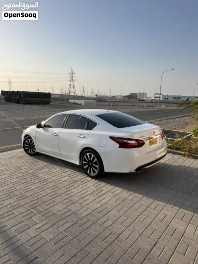Nissan Altima SL 4