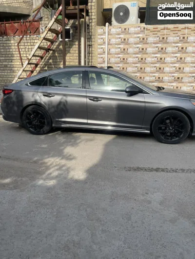 Hyundai Sonata Limited 3