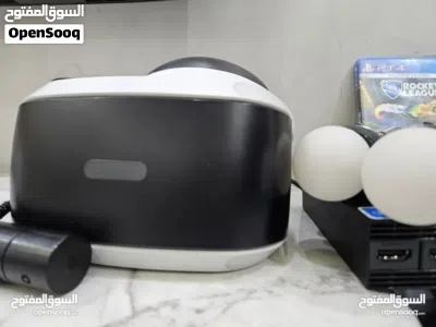 جهاز ps4 و VR مستعمل مع 3 أشرطة 2