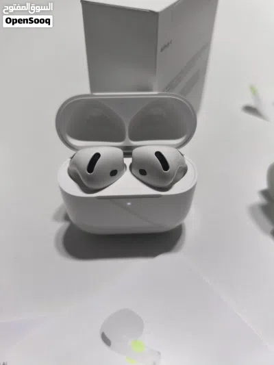 Apple AirPods 4 original never used under warranty till 03/10/26 3