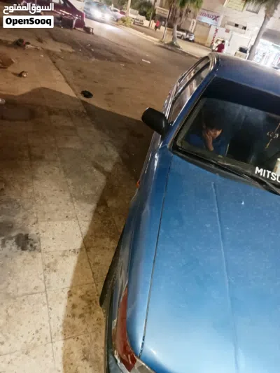 Mitsubishi Lancer ES 3