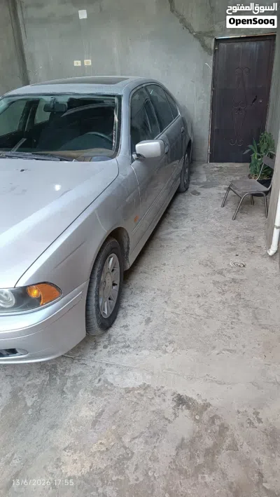 BMW 5 Series 525 3