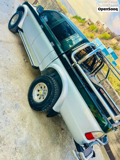 Mitsubishi L200 Standard 4