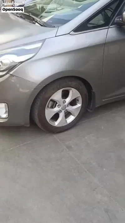 Kia Carens Standard 4