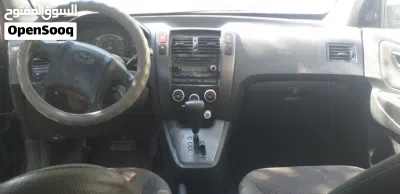 Hyundai Tucson GL 3