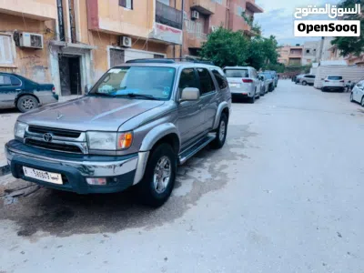Toyota 4 Runner SR5 2