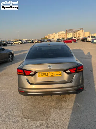 Nissan Altima S 4