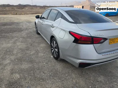 نيسان التيما SV 2