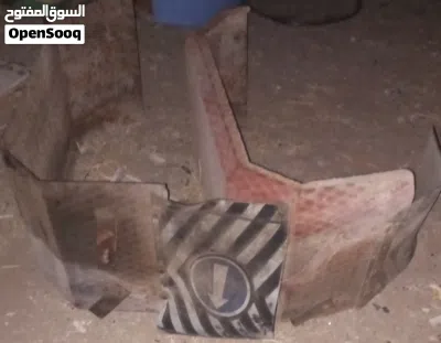سراويل حماية حديدية الخاصة بهيكل ليفيكو صندوق 40. 10 3