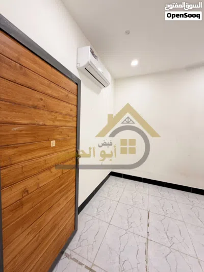 شقة سكنية مميزة جدا للايجار منطقة الجنينة 3