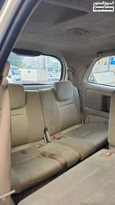 Toyota Innova GL 4