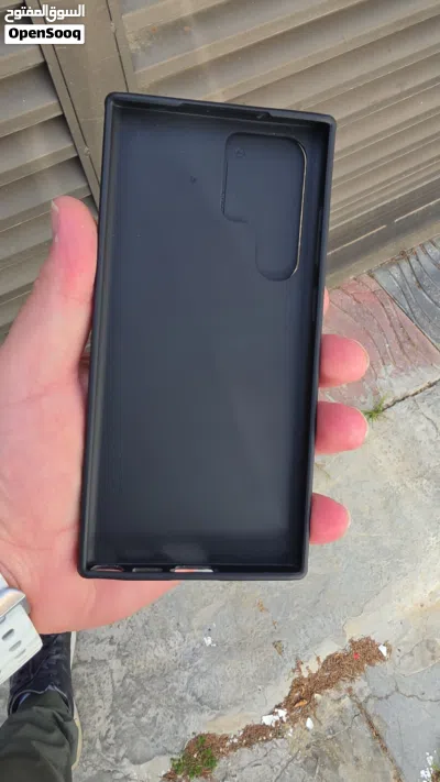 كفرات لاجهزه مختلفه s25 ultra,,23 ultra,s22 العادي p50 pro 4