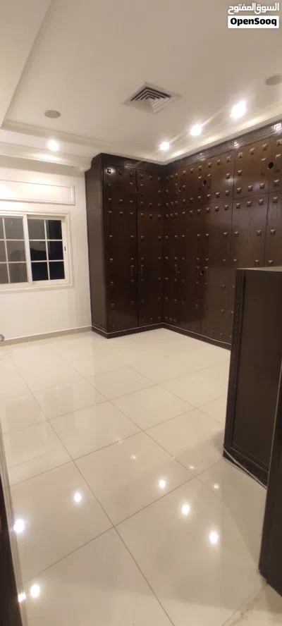 elegant villa flat in Mangaf 4