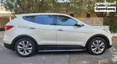 Hyundai Santa Fe Limited 3