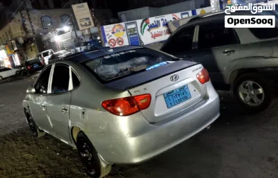 Hyundai Elantra Limited 2