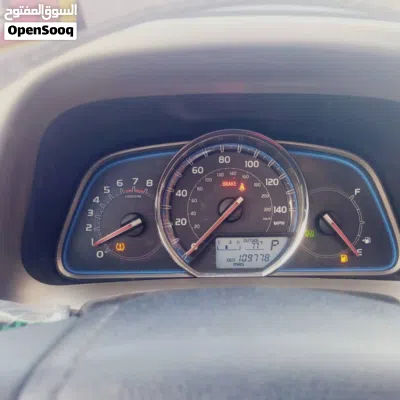 Toyota RAV 4 Limited 4