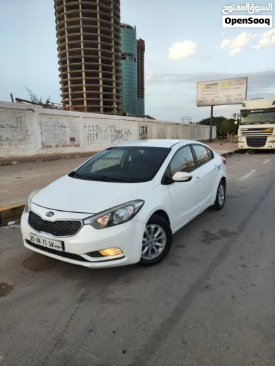 Kia Cerato Standard 4