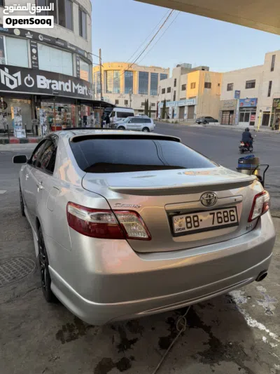 Toyota Camry XLE 3