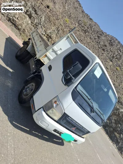 Mitsubishi Canter 2