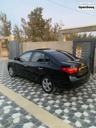 Hyundai Avante Limited 3