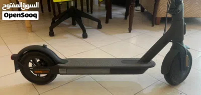 Mi Electric Scooter Essential * Excellent condition. * Top speed: 20 km/h * Range: 20 km per charge 4