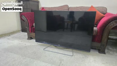 Philips Led 3 d tv for sale 50" with ambient light 3