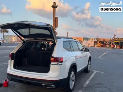 Volkswagen Atlas SEL 2