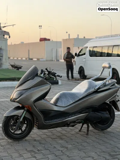Honda Forza 3