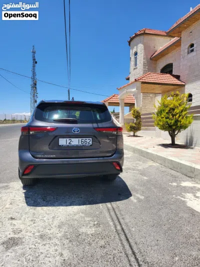 تويوتا هايلاندر GLE 3