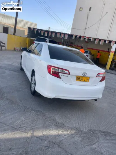 Toyota Camry E 3