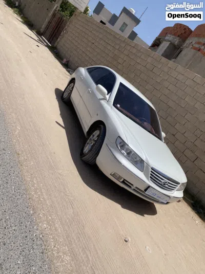 Hyundai Azera GL 2