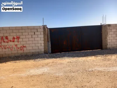 موجود ارض للبيع الموقر الحي الشرقي بالقرب من كازيه العربيد 2