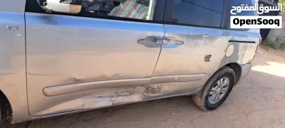 Kia Carnival LX 4