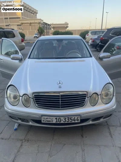 مرسيدس بنز الفئة-E E 200 2