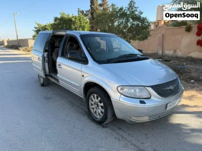 Chrysler Voyager Standard 3
