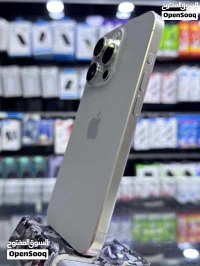 Used iPhone 15 pro 256GB BATTERY 87% ايفون 15 برو بحالة ممتازة غير مفتوح أو مبدل قطع 4