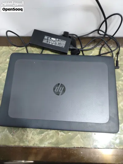 لابتوب كيمنك hp مستخدمه نضيفه ومستعجل حيل أول واحد يراسلني ياخذ الابتوب بسعر جدأ رخيص بالعافيه 4