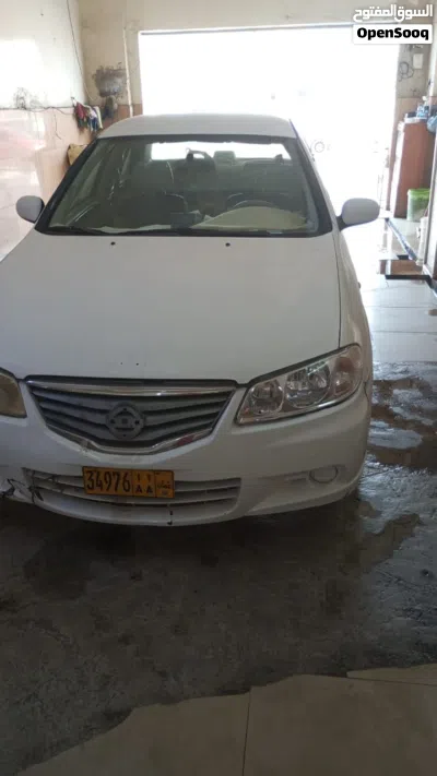 نيسان صني Standard 2