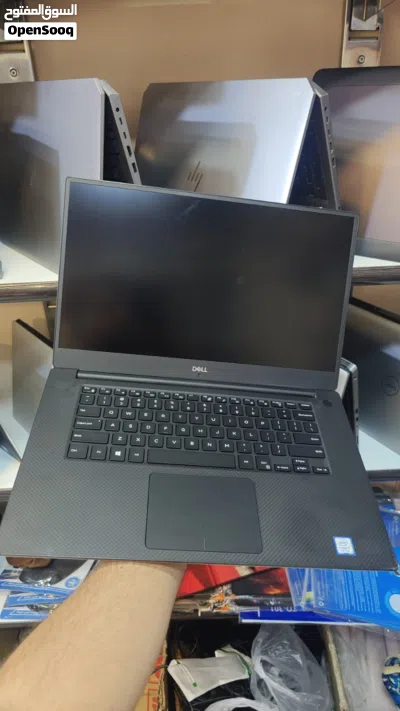 سلسلة حواسيب Dell XPS مصممة لتقديم أداء فائق وتجربة متميزة للمستخدمين المحترفين وصناع المحتوى. تتم 2