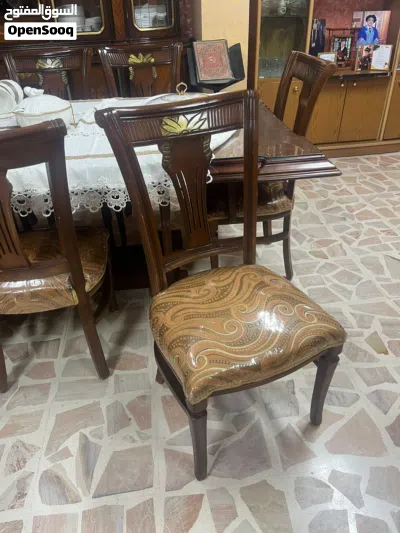 طاولة سفرة خشب زان بالكامل مع 8 كراسي للبيع 3