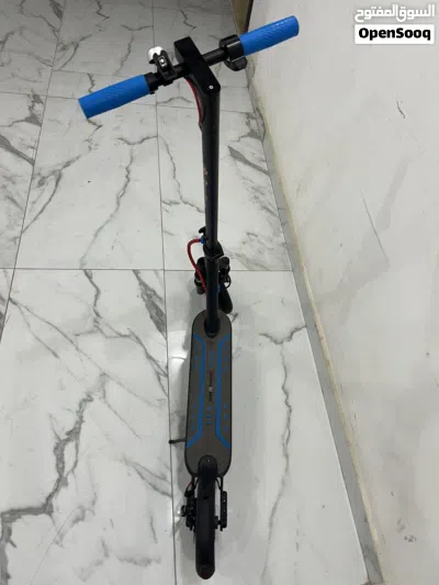 للبيع سكوتر شغال مافي ولا شي 2