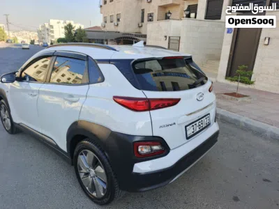 هيونداي كونا Standard 4