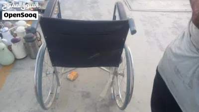 يوجد لدينا عربيه كبار السن بحاله جيده جدا للبيع 2