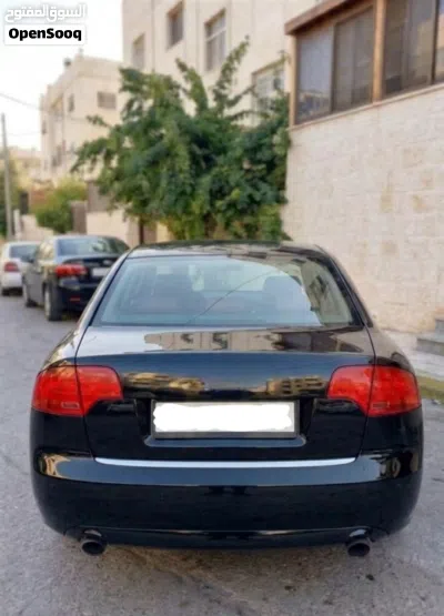 Audi A4 Standard 4