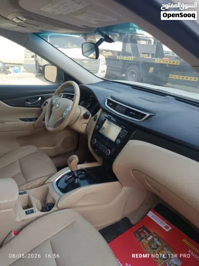 Nissan Rogue SL 2