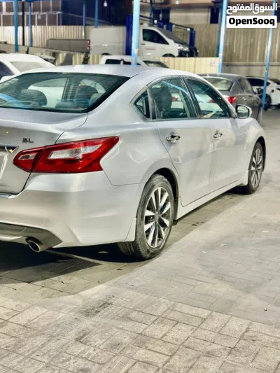 نيسان التيما SL 4
