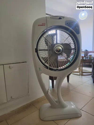 مروحة مع ريموت كنترول وساعة حائط للبيع 2