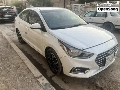 Hyundai Accent Standard 2