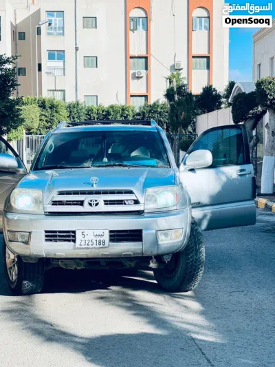 Toyota 4 Runner SR5 3