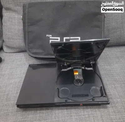 للبيع جهاز بلايستيشن 2 النسخة النحيفة (PS2 Slim) الأصلي For sale: PlayStation 2 Slim (PS2 Slim) 2